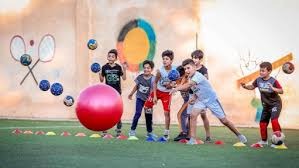 巴林U17vs中国U17：邝兆镭、万项首发，周雨诺、何思凡出战