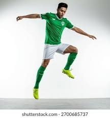 阿莱克斯·罗德里奎兹在面对旧主水手队时击出全垒打，引发全场嘘声