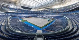 记者：C罗宣布离队后，一名皇马队友曾痛骂C罗和他的家人